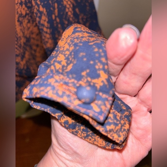 Cabi Border Wrap Snake skin Print Blouse - Size XS - Picture 6 of 8